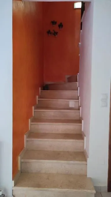 Chara'S Spacious And Bright Maisonette Argoulidhés Grécia