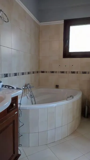 Chara'S Spacious And Bright Maisonette Argoulidhes Greece