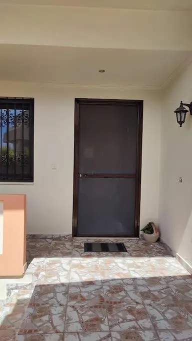 Chara'S Spacious And Bright Maisonette Argoulidhes
